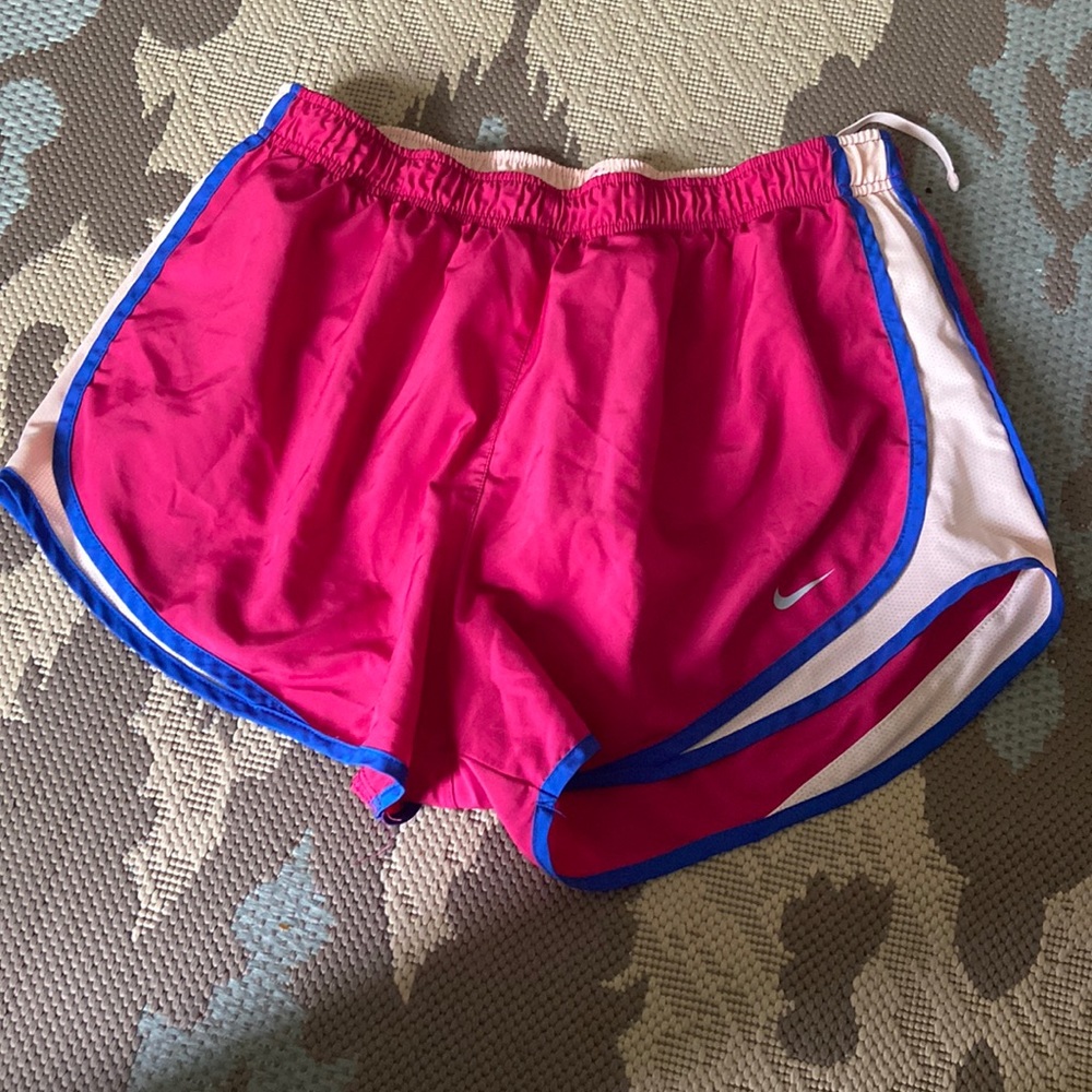 Nike Women’s tempo running shorts